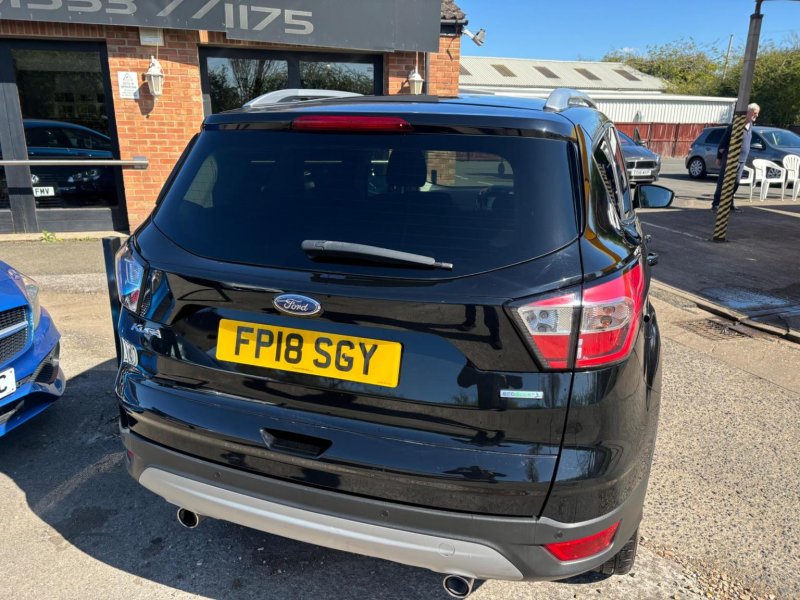 FORD KUGA
