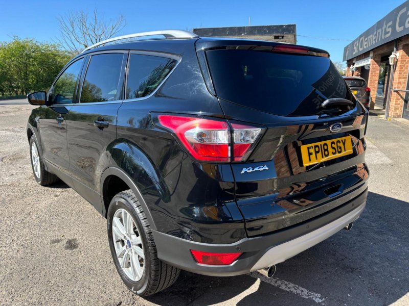 FORD KUGA