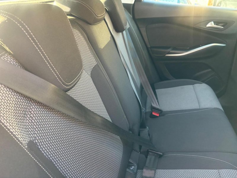 VAUXHALL GRANDLAND X