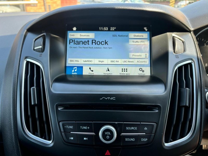FORD FOCUS