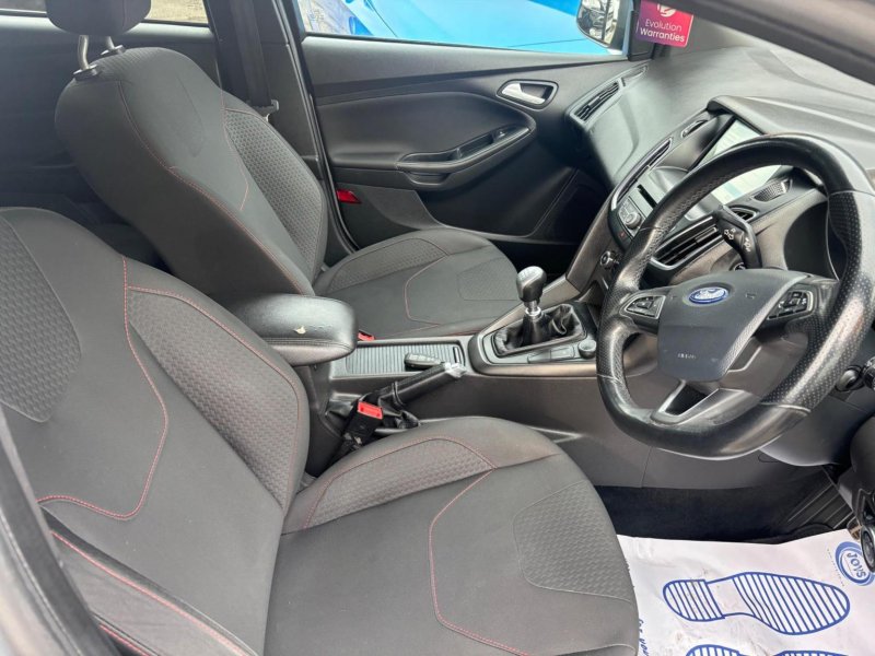 FORD FOCUS