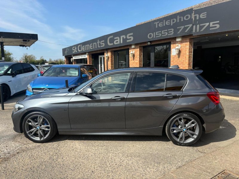 BMW 1 SERIES
