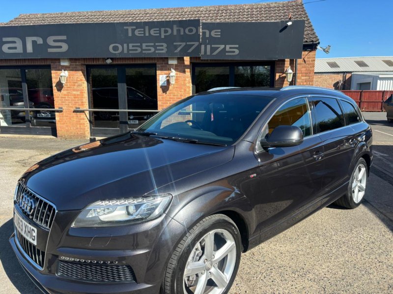 AUDI Q7