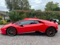 LAMBORGHINI HURACAN