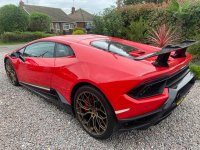 LAMBORGHINI HURACAN