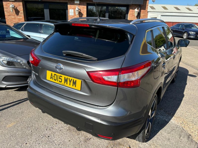 NISSAN QASHQAI