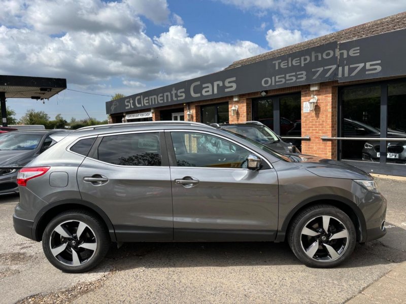 NISSAN QASHQAI