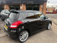 SUZUKI SWIFT
