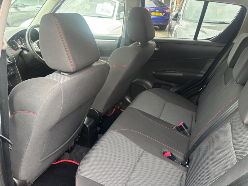 SUZUKI SWIFT